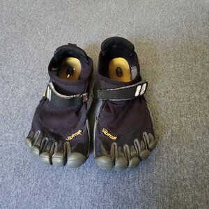 Vibram FiveFingers KSO Black Minimalist Barefoot Shoes Men’s EU 42 (US 9–9.5)